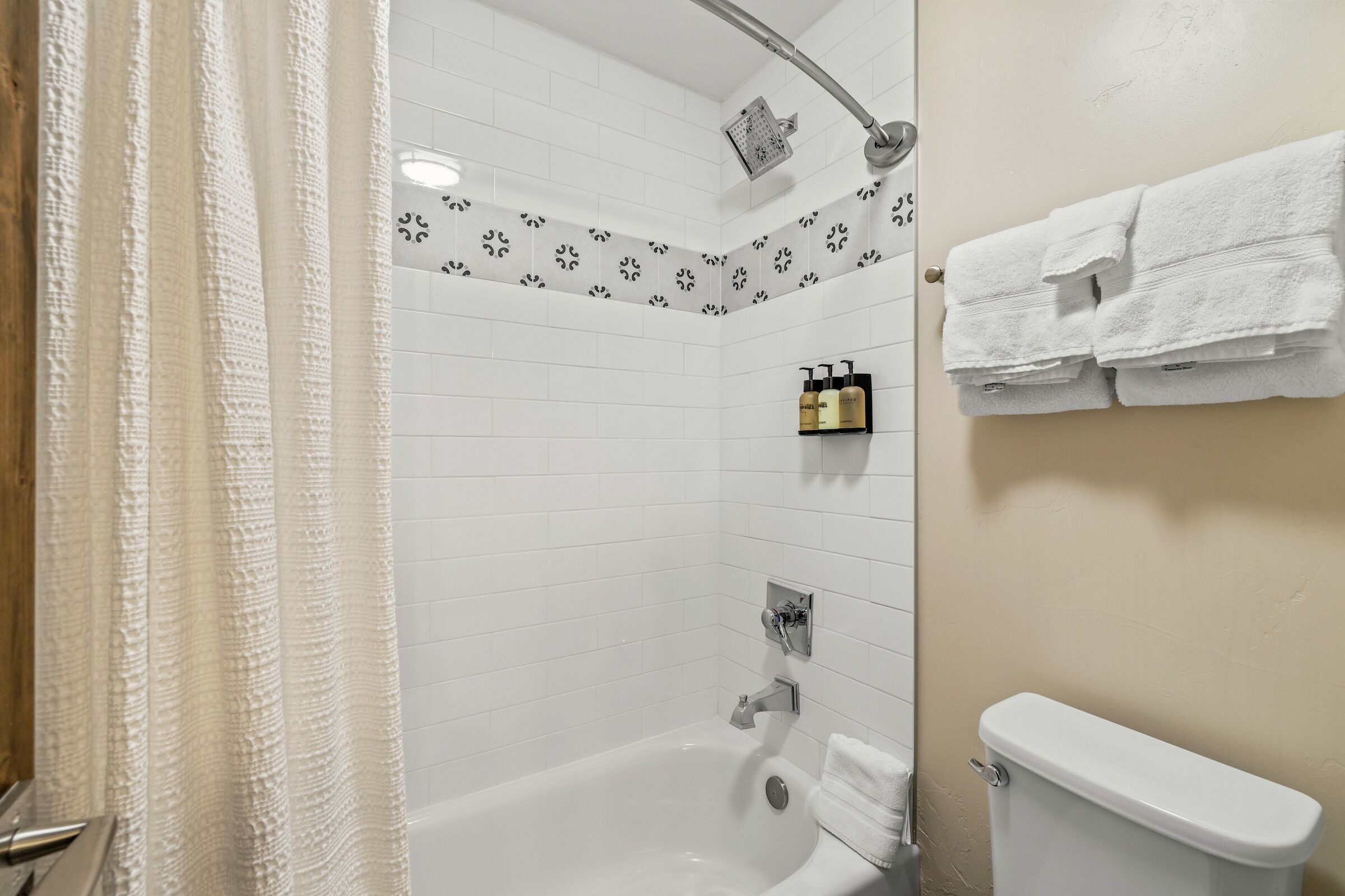 #308 - Master Ensuite Bathroom