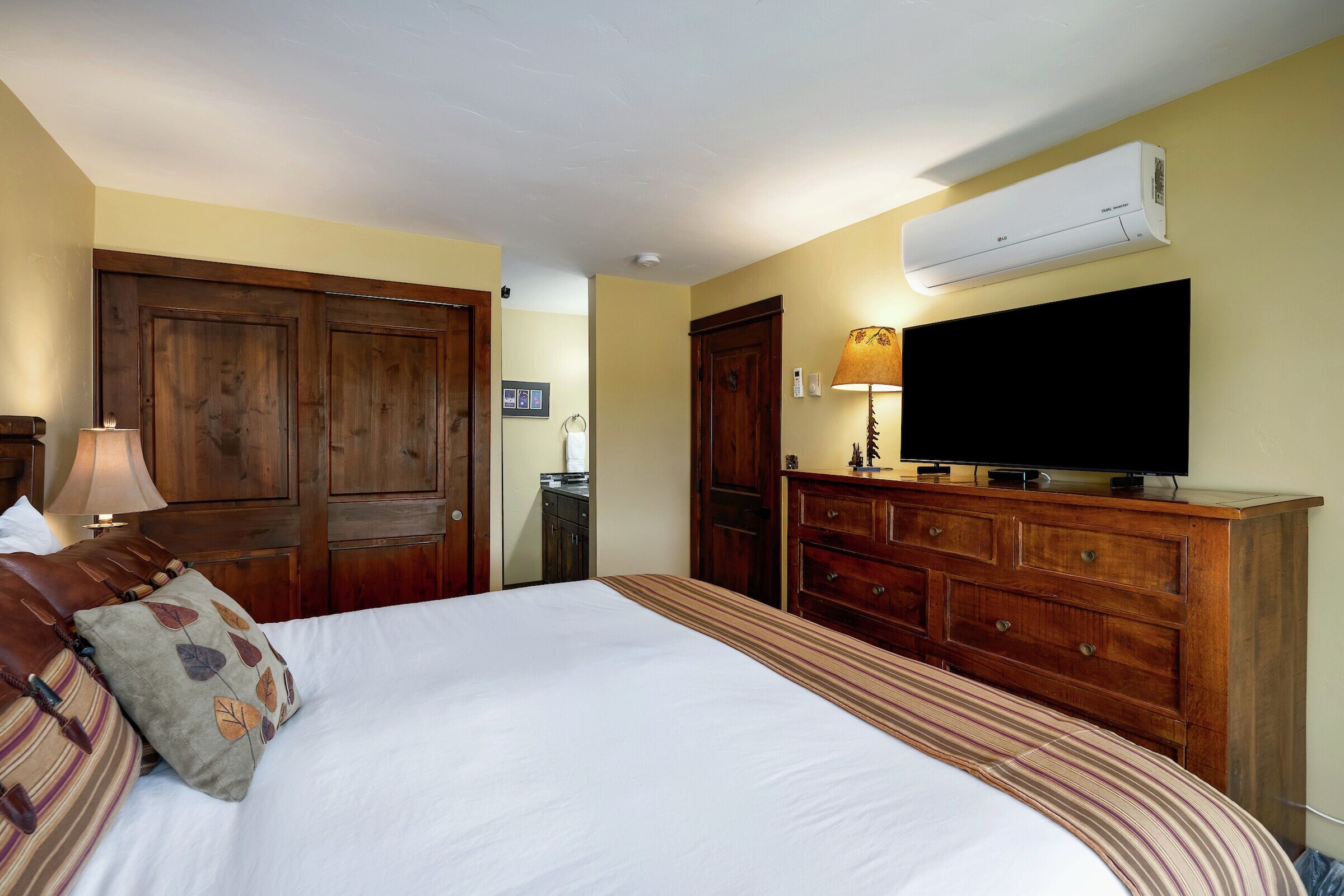 #408 - Master Bedroom