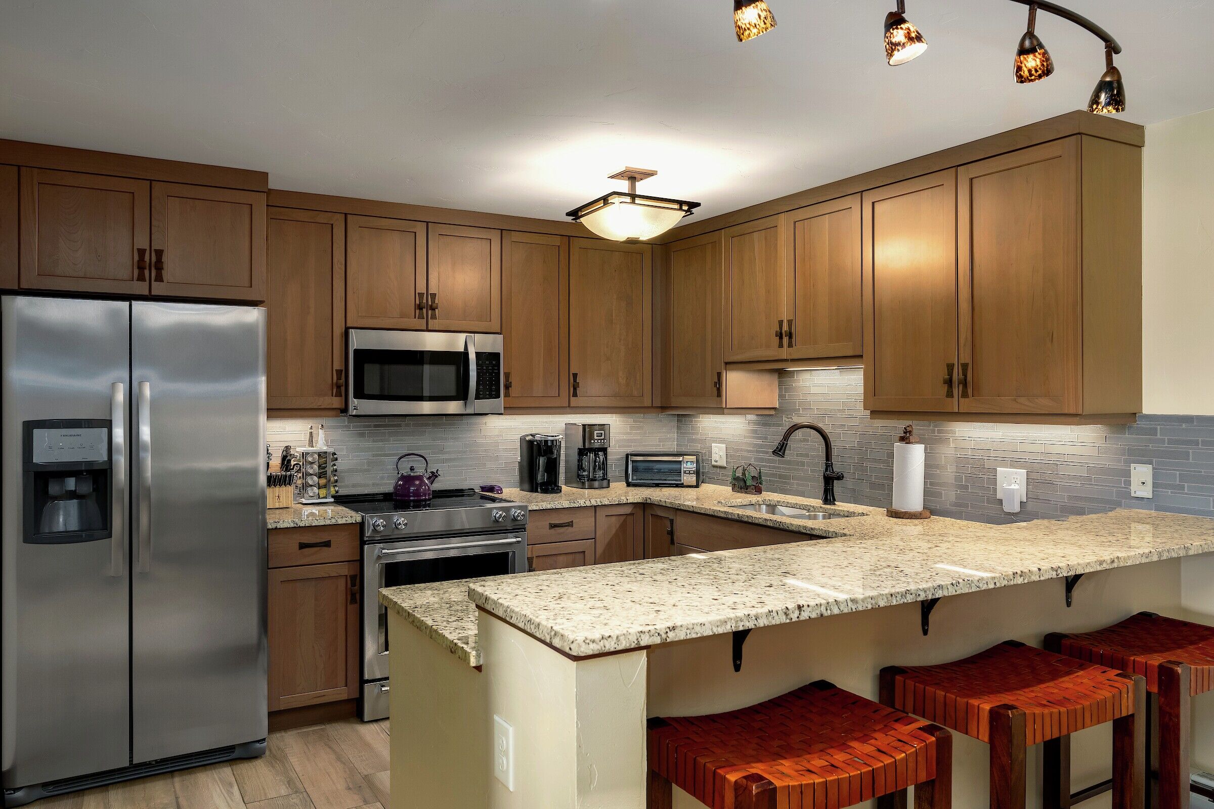 #408 - Kitchen