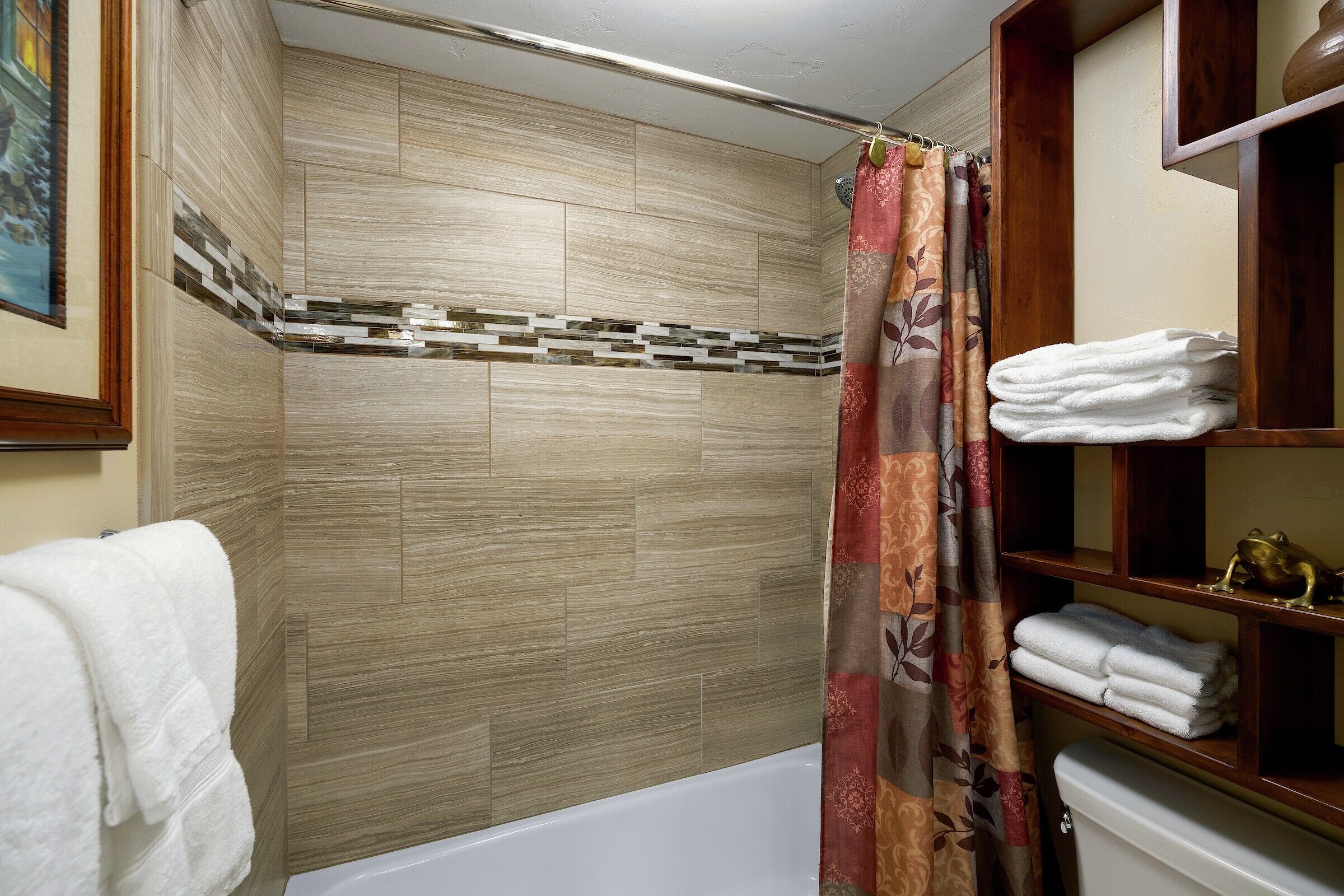 #408 - Master Ensuite Bathroom