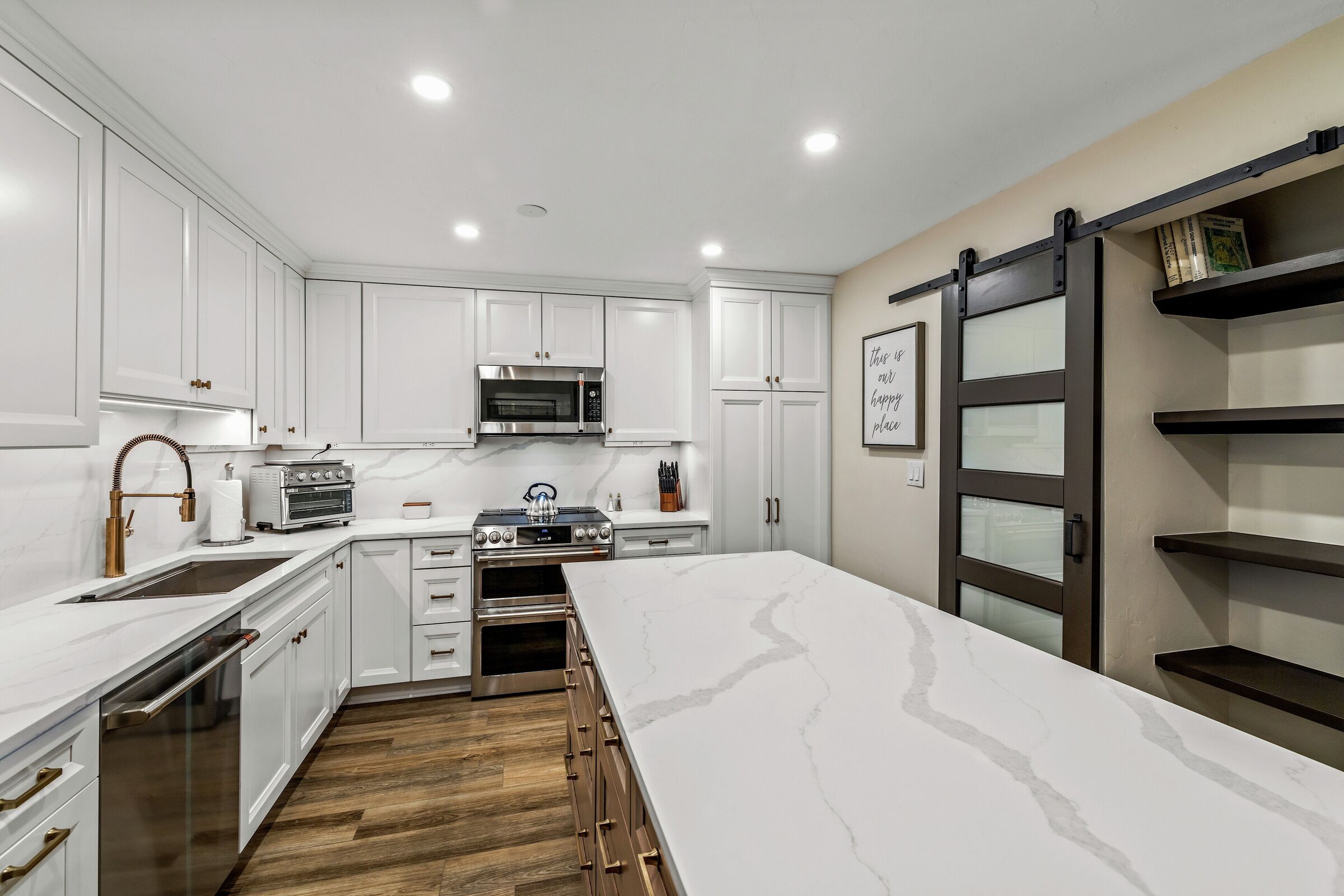 #414 - Kitchen
