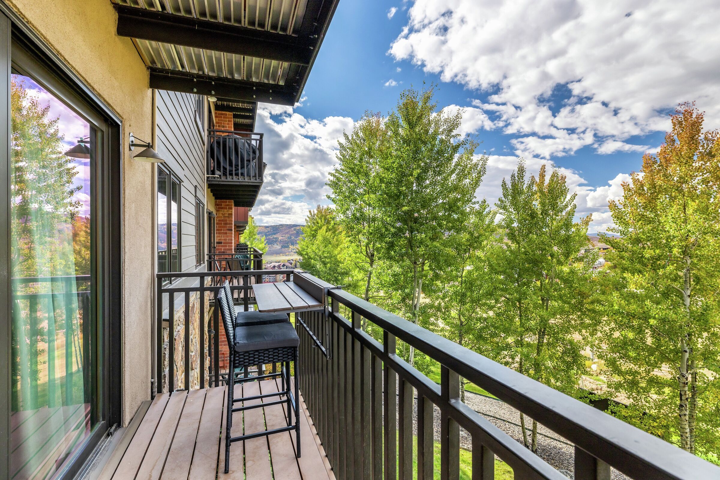 #414 - Balcony
