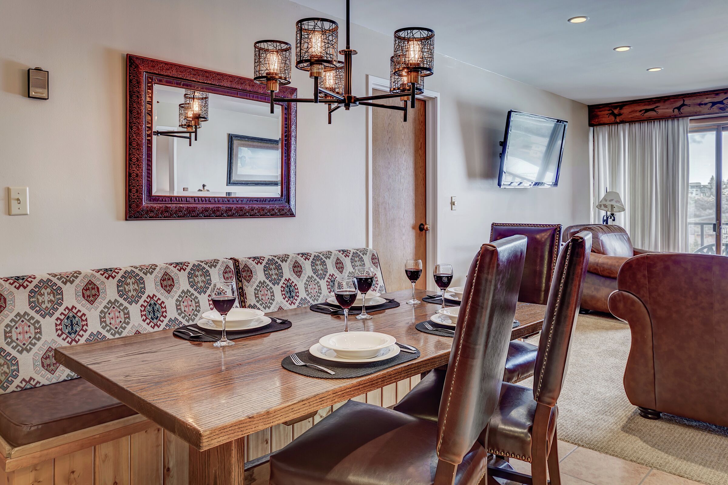 #516 - Dining Room