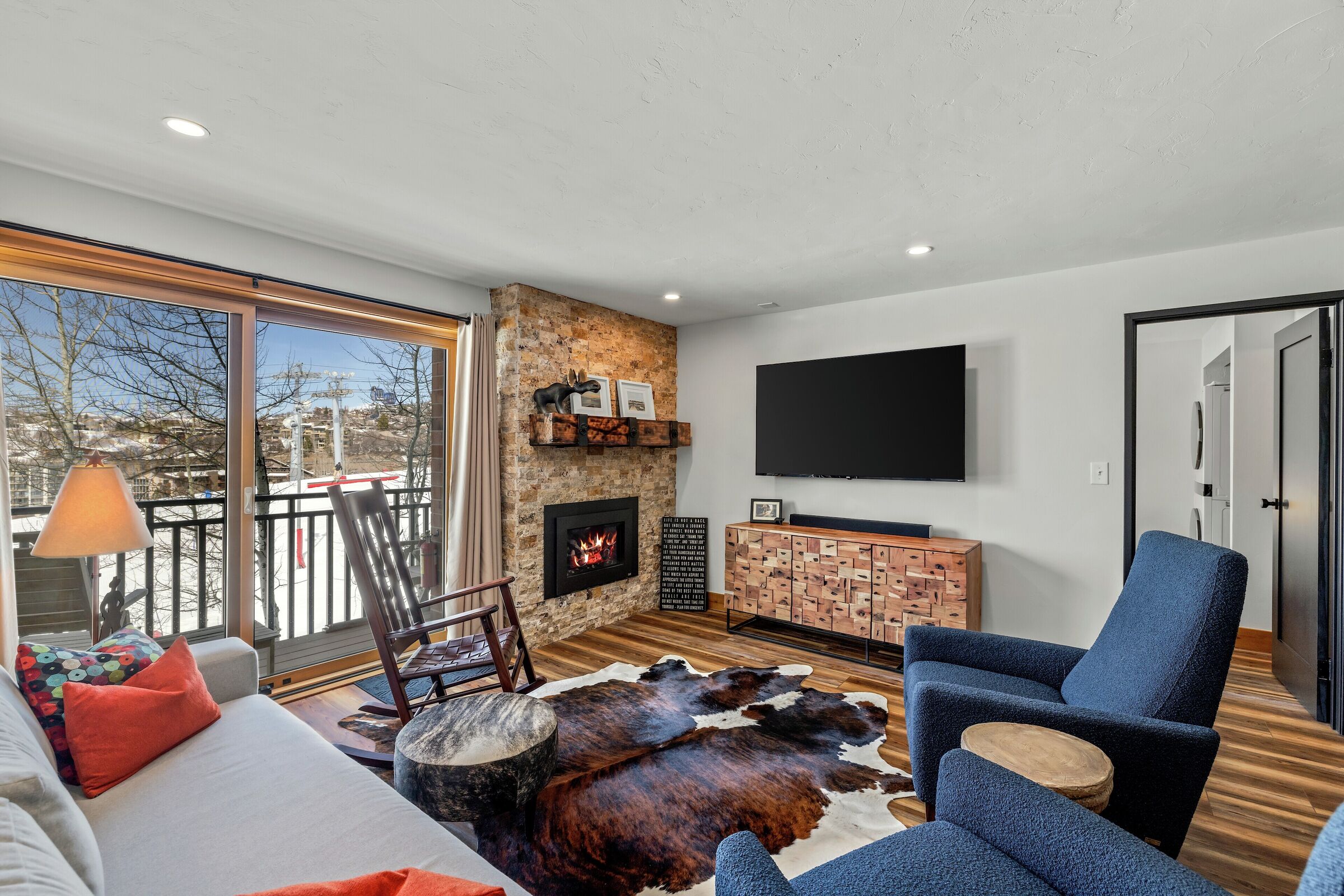 #310 - Living Area