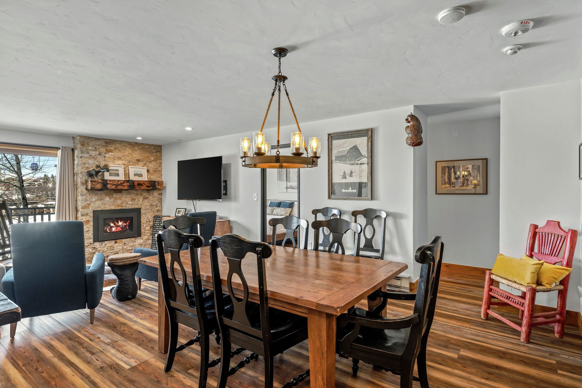 #310 - Dining Area