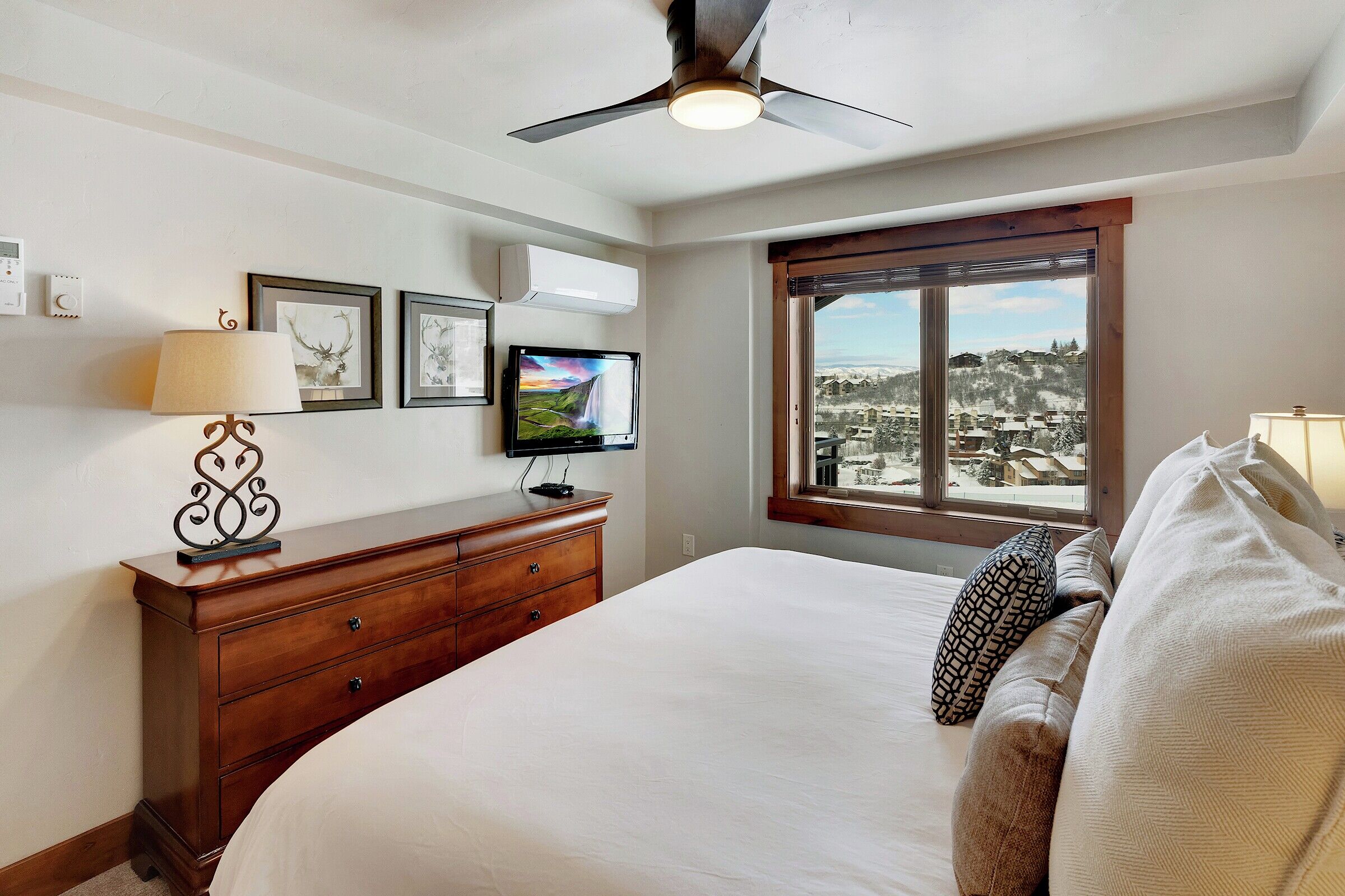 #406 - Master Bedroom