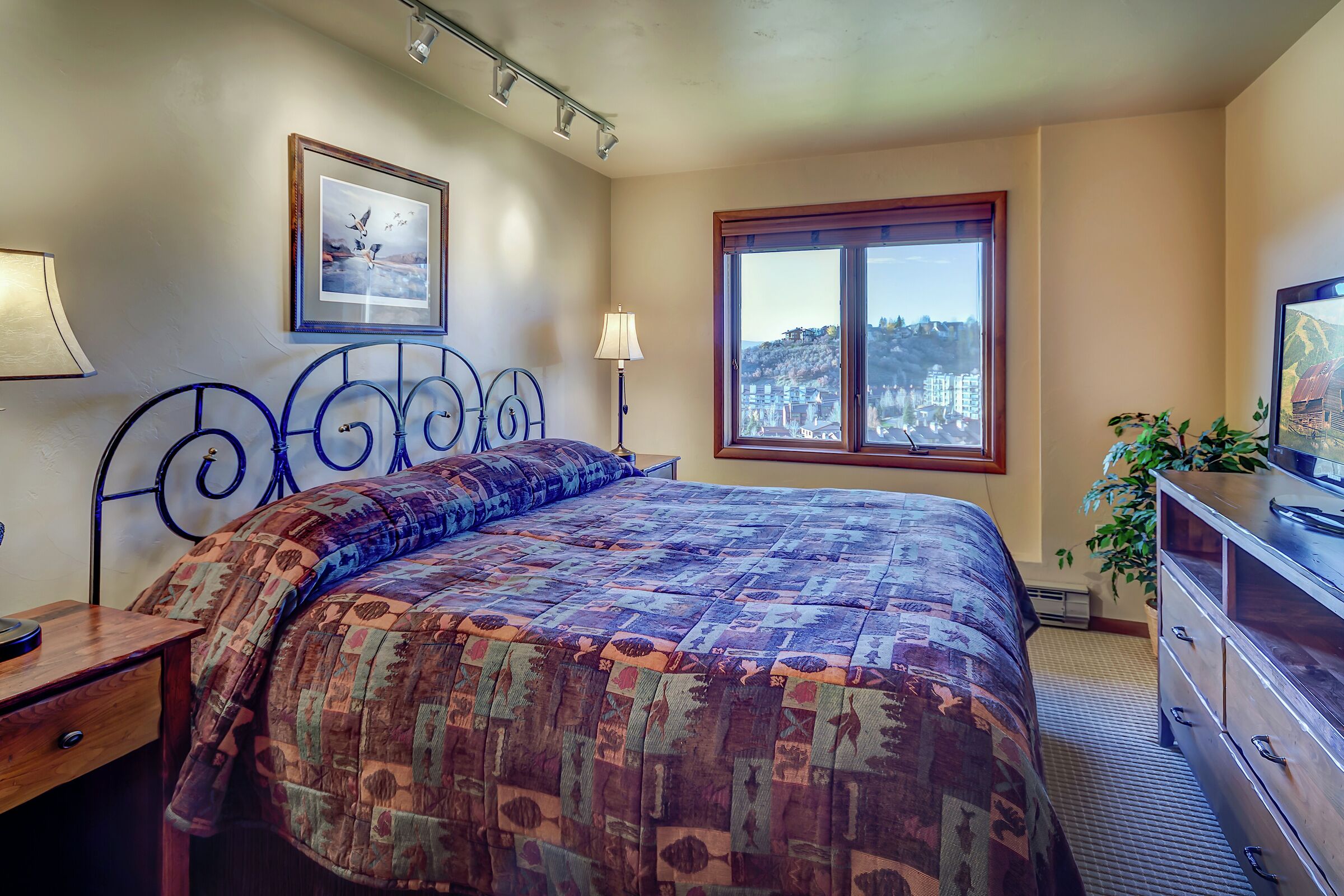 #410 - Master Bedroom
