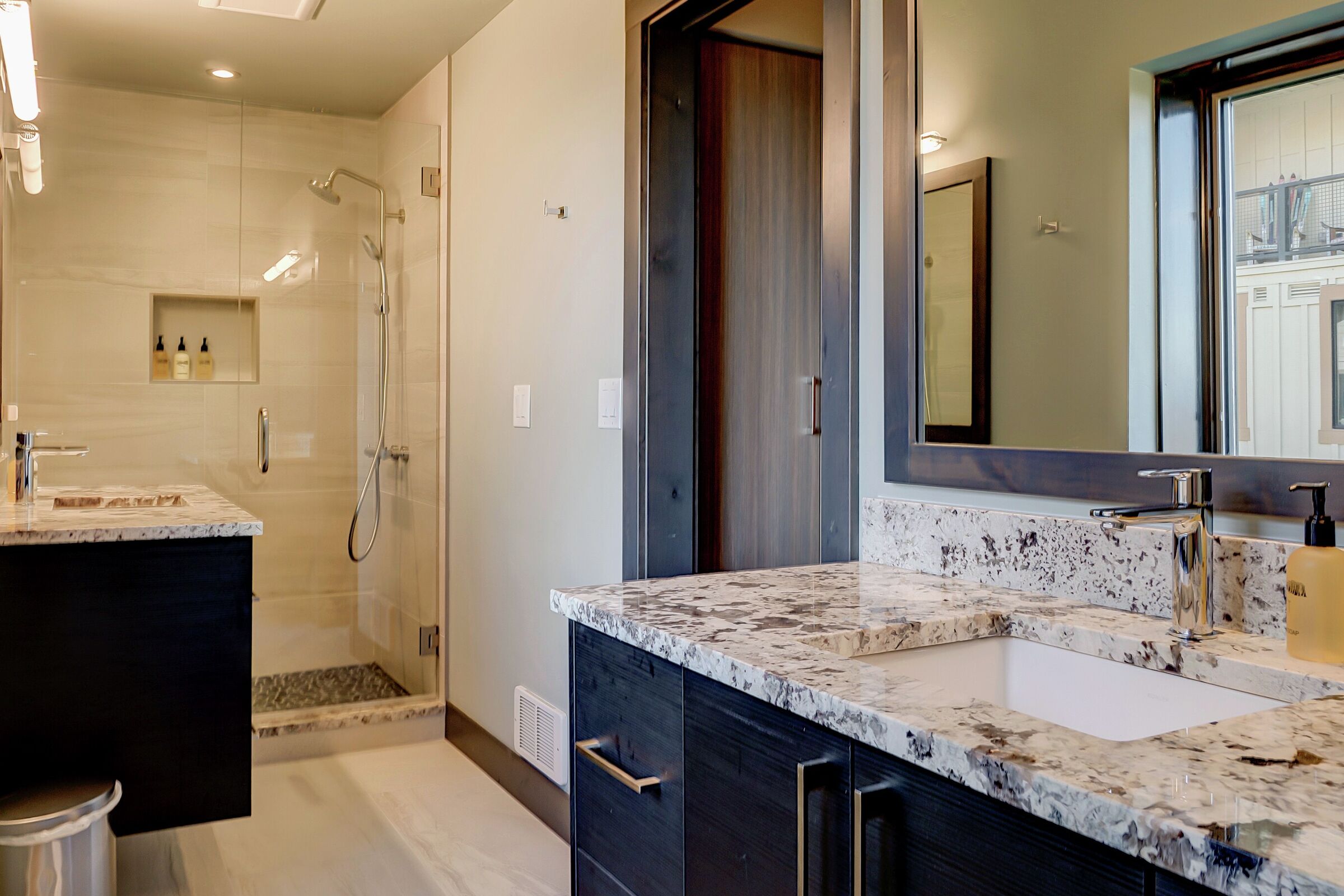 #405 - Bathroom