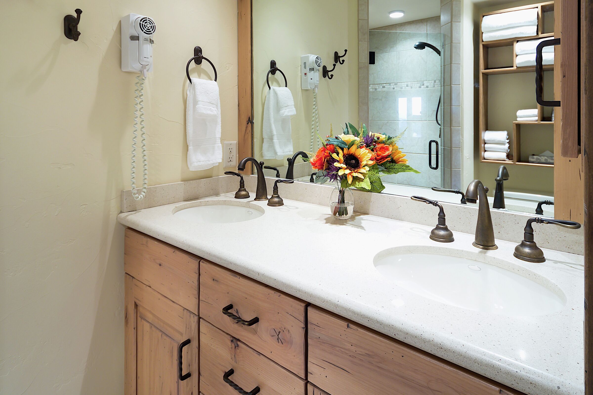 #306 - Bathroom
