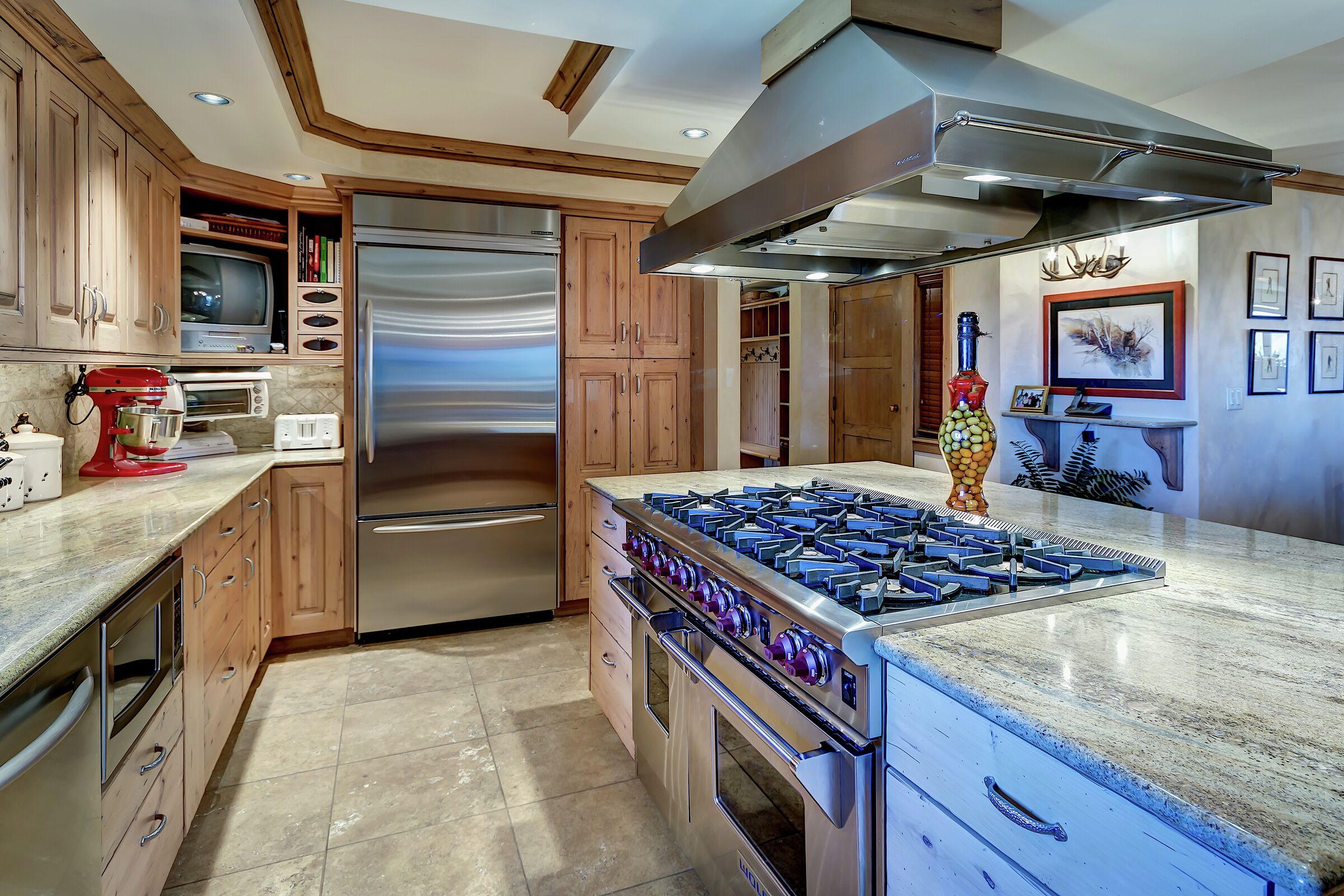 #306 - Kitchen