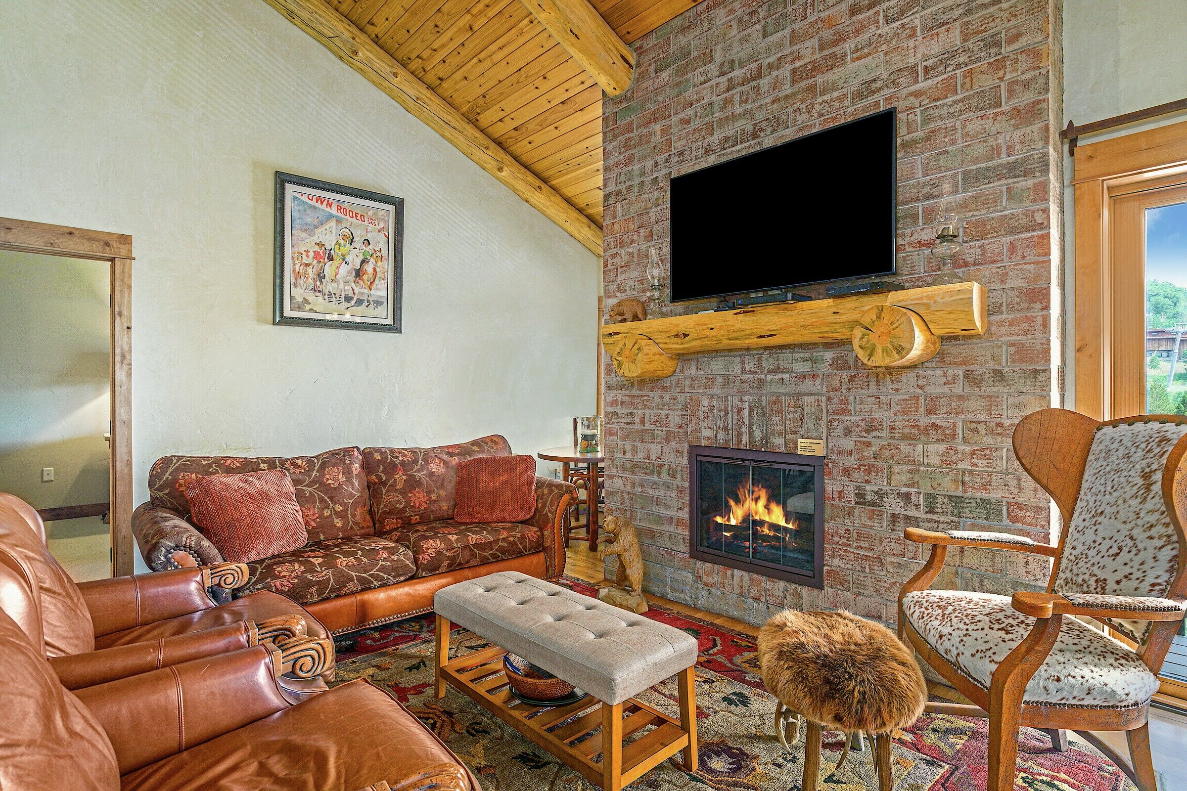 #613 - Living Area