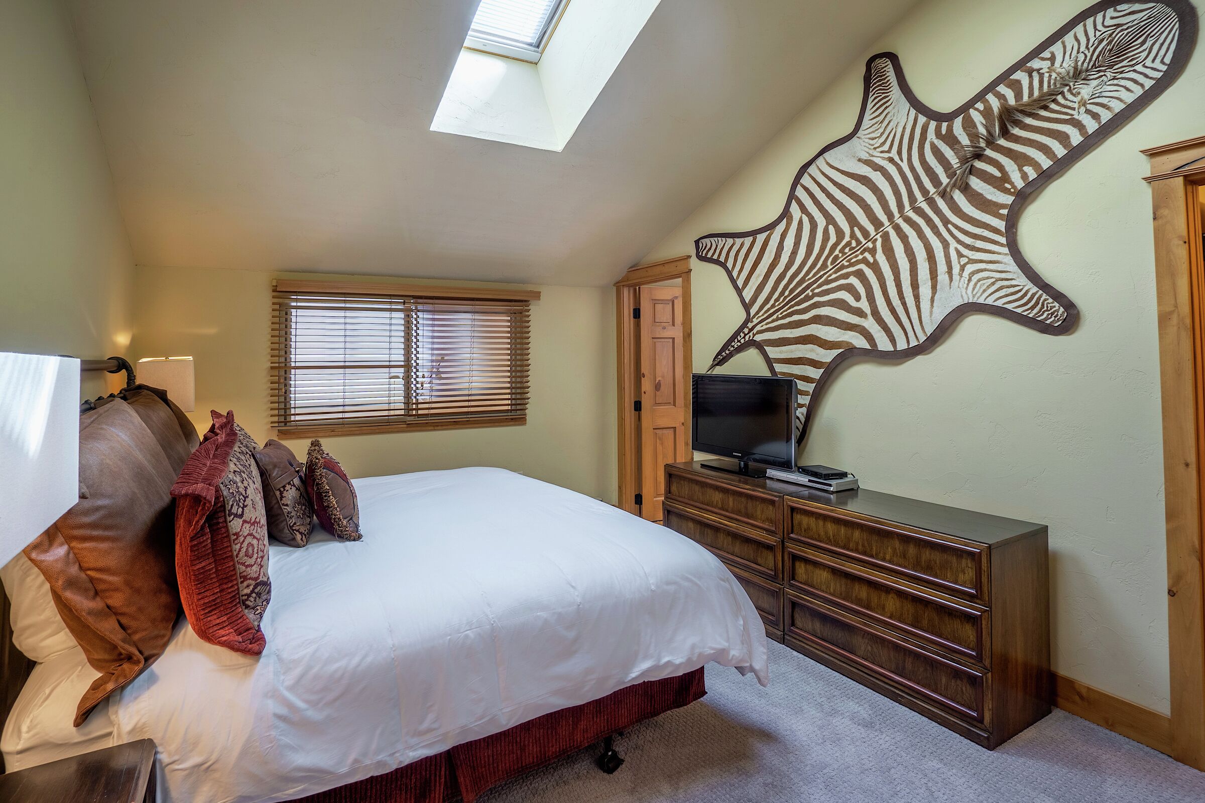 #509 - Bedroom
