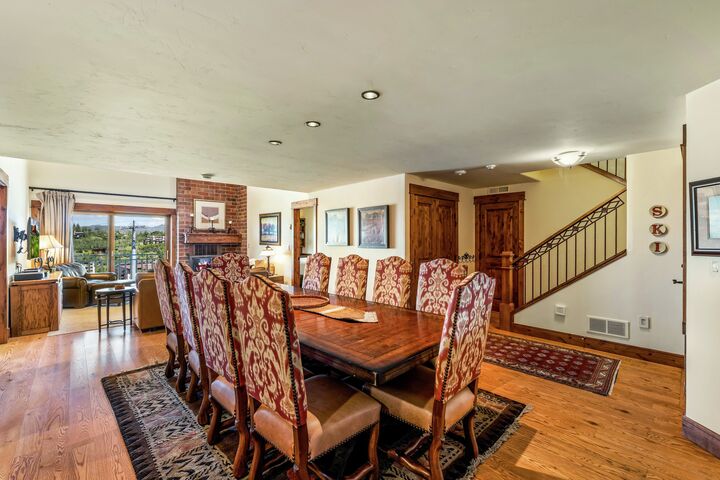 #614 - Dining Area