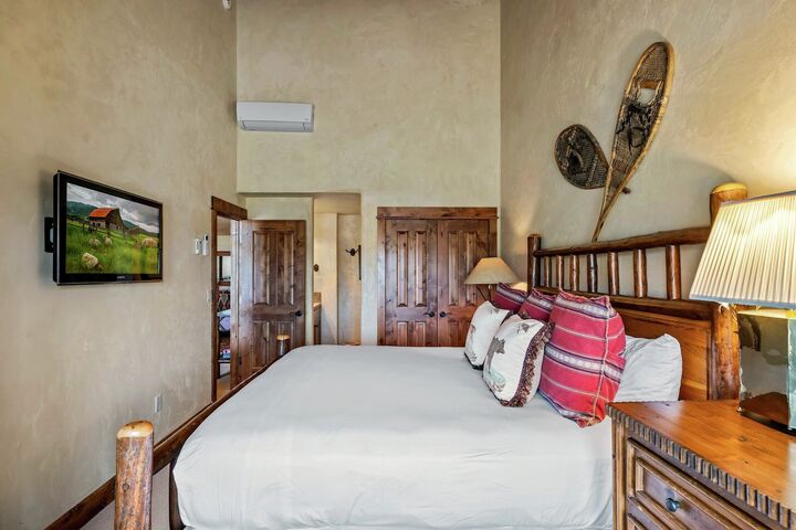 #616 - Master Bedroom