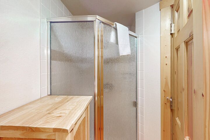 #A102 - Master Ensuite Bathroom