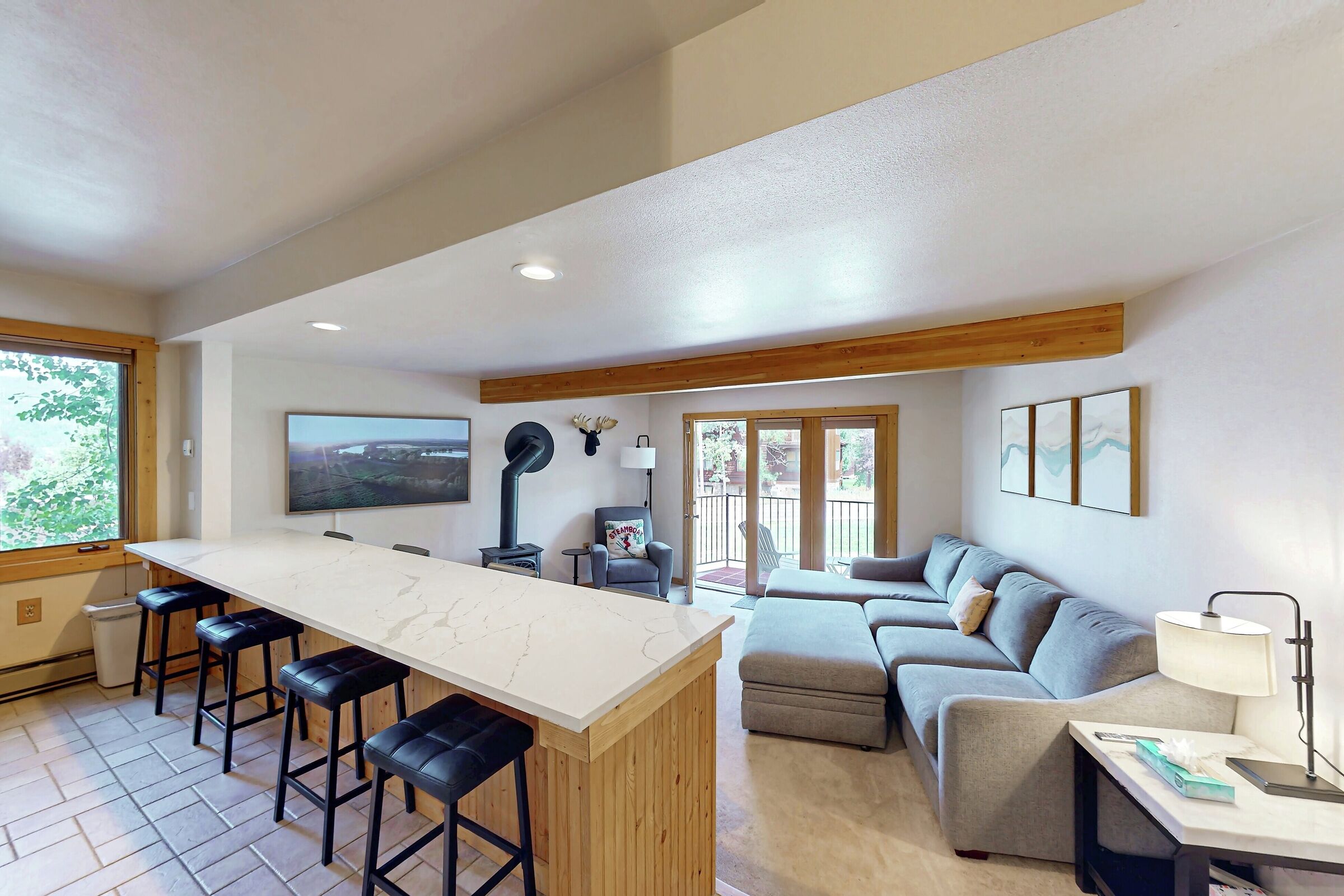 #A102 - Living Area