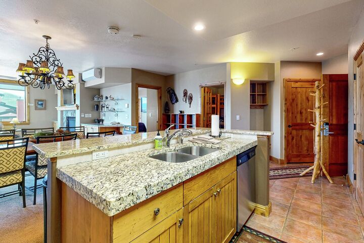 #615 - Kitchen