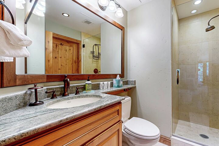 #113 - Ensuite Bathroom