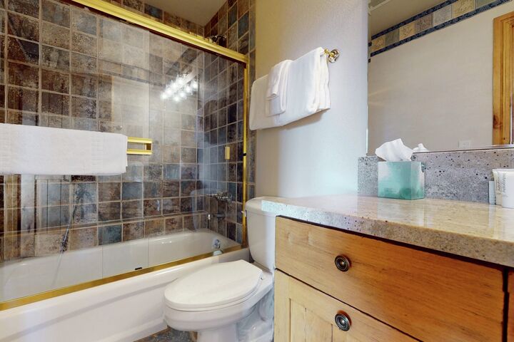 #414 - Bathroom
