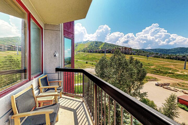 #514 - Balcony