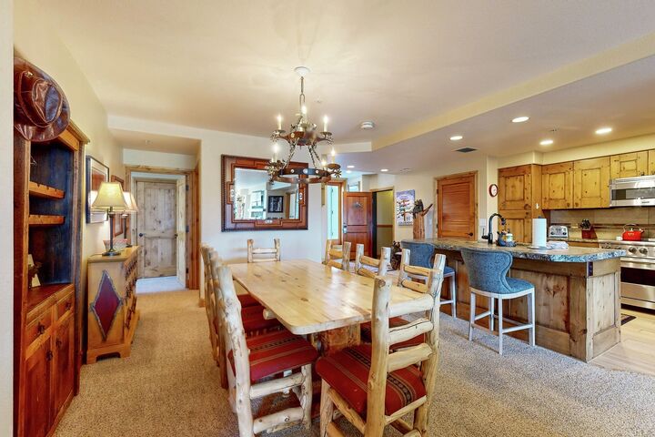 #616 - Dining Area
