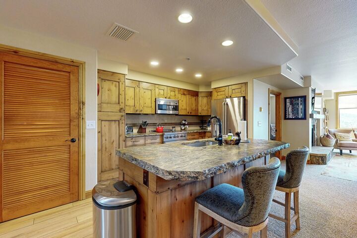 #616 - Kitchen