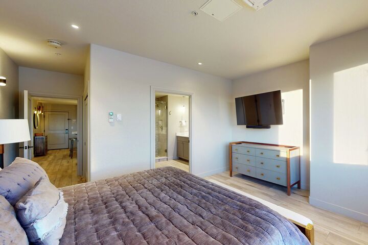#714 - Master Bedroom