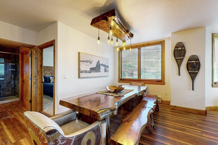 #614 - Dining Area
