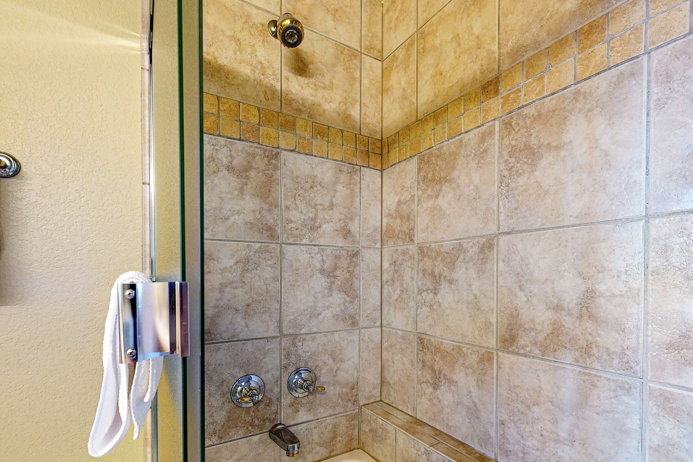 Second Master Ensuite Bathroom