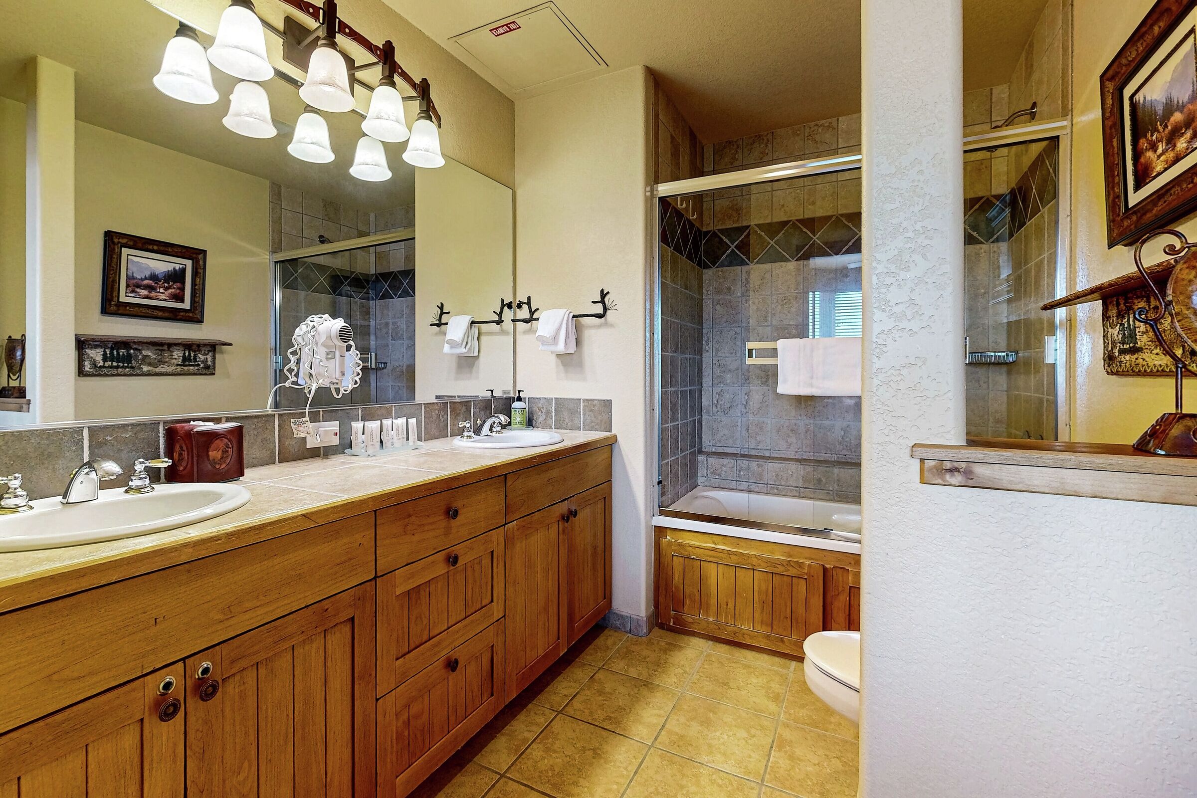 Master Ensuite Bathroom