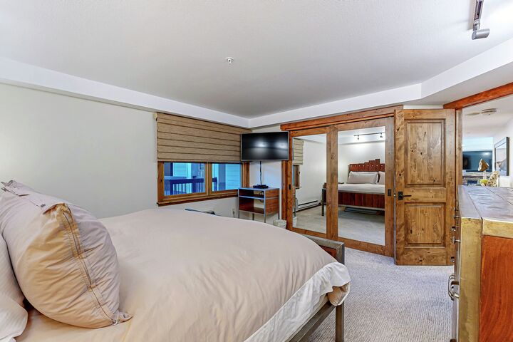 #305 - Master Bedroom