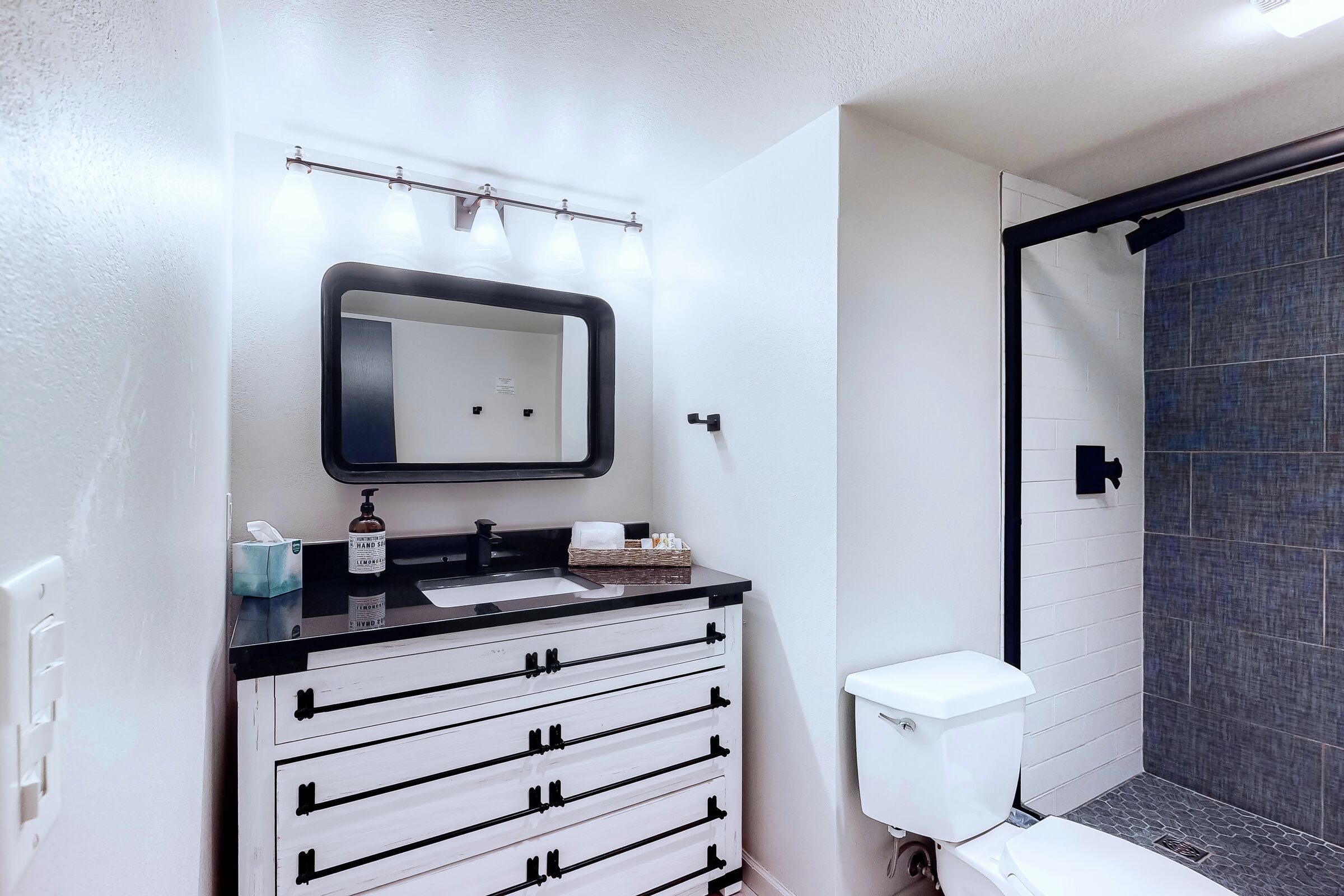 Master Ensuite Bathroom