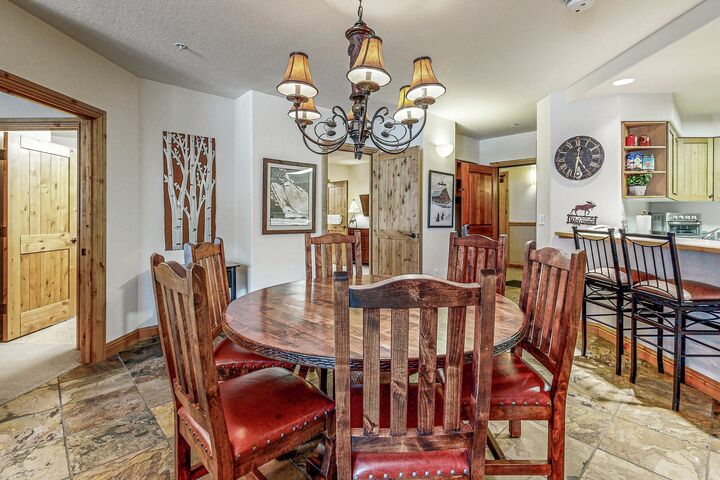 #211 - Dining Area