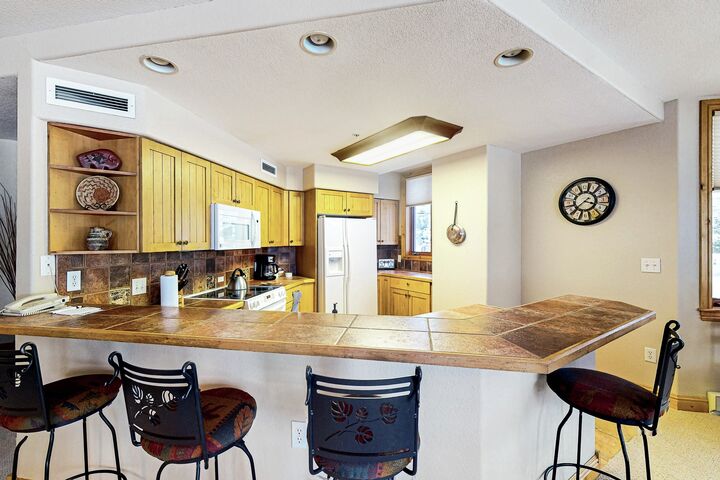 #418 - Kitchen