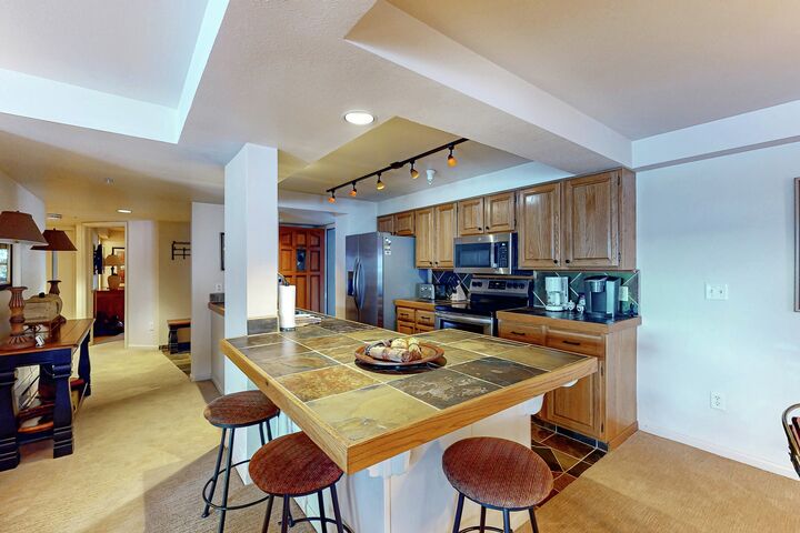 #403 - Kitchen