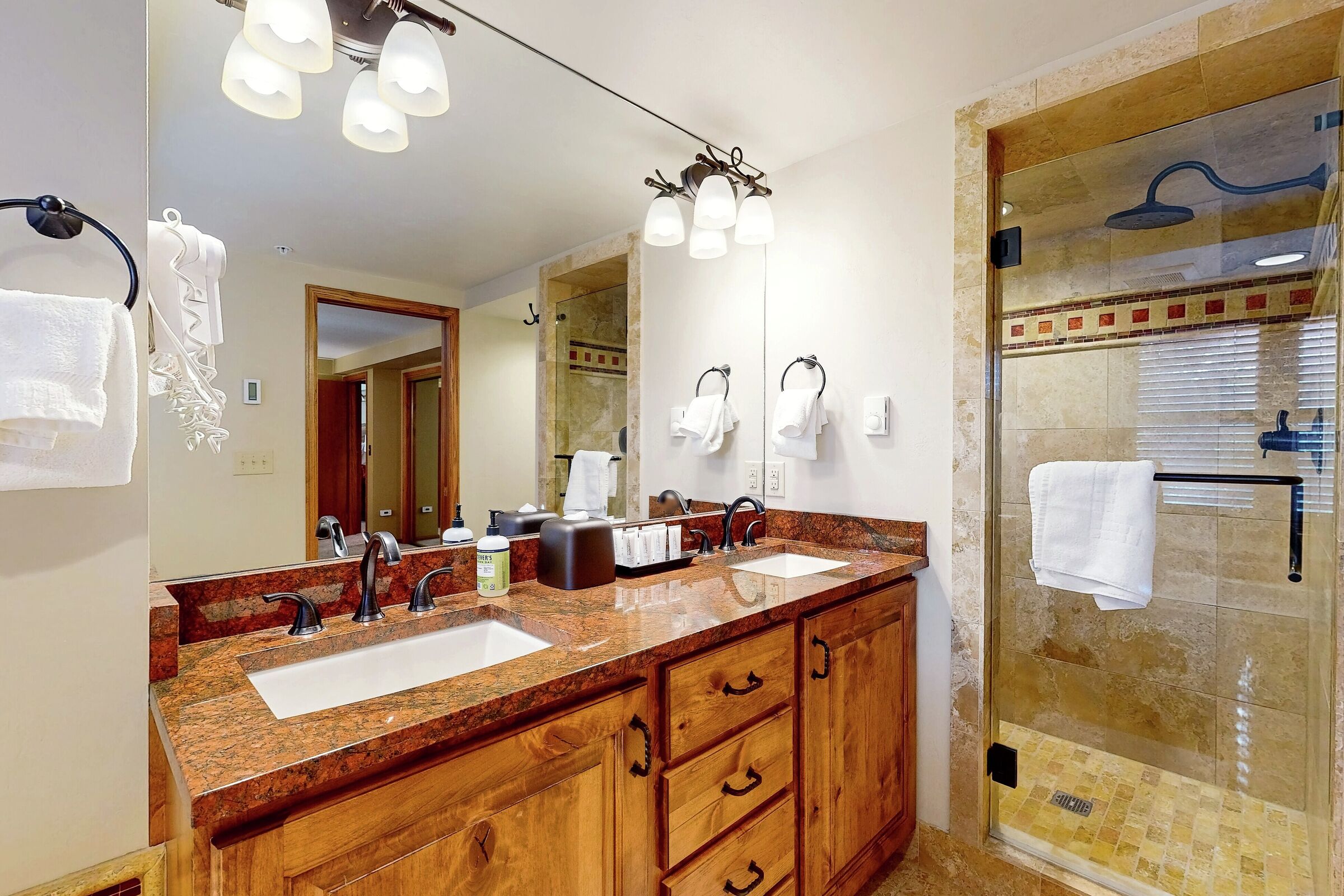 Master Ensuite Bathroom