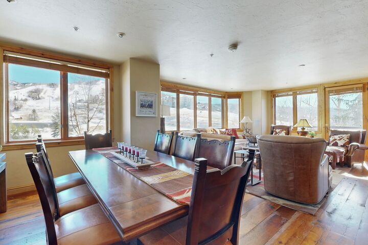 #314 - Dining Area
