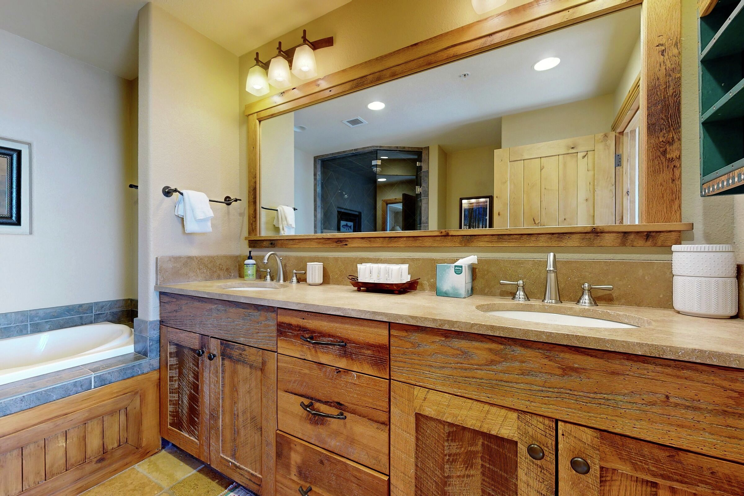 Master Ensuite Bathroom