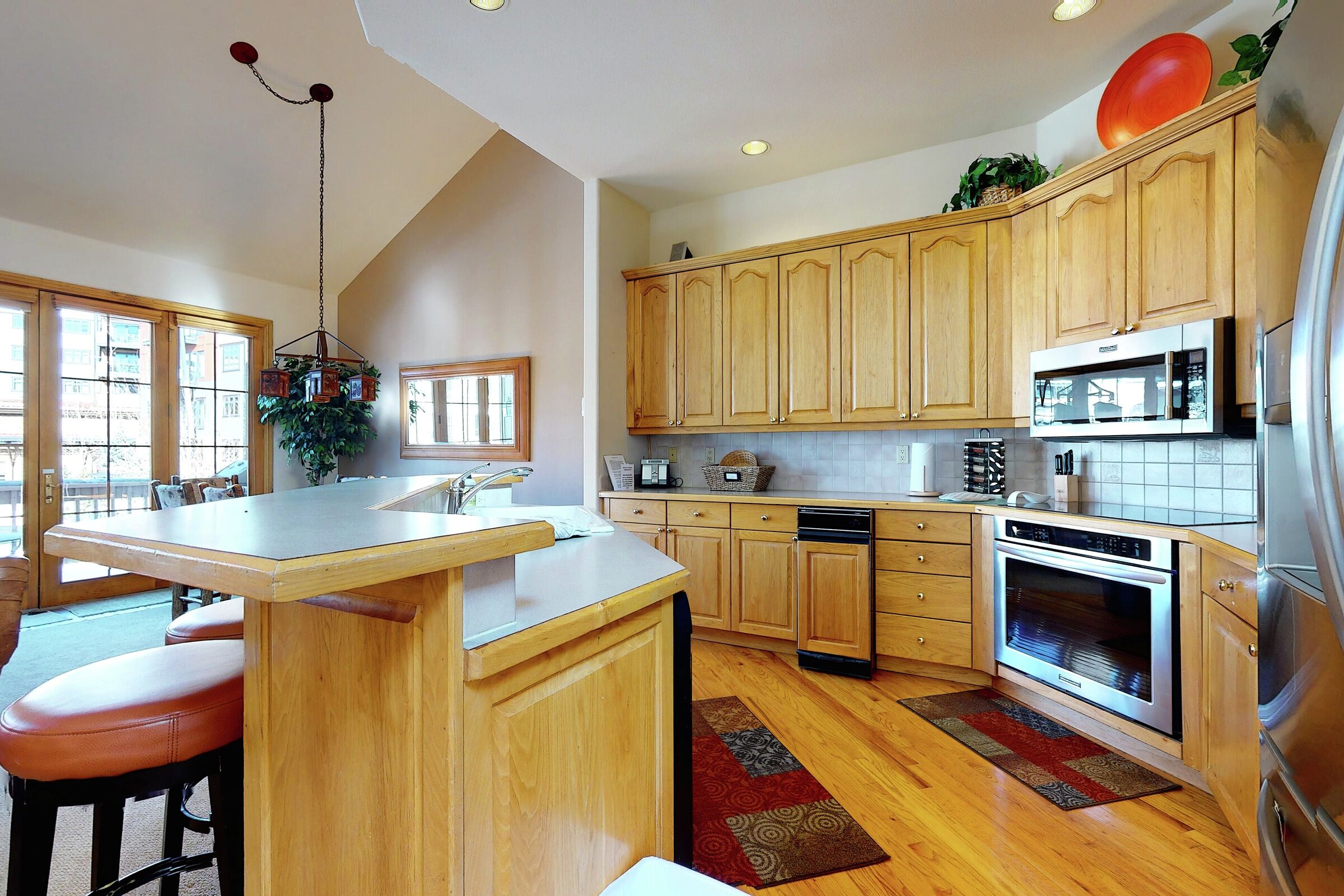 #04 - Kitchen