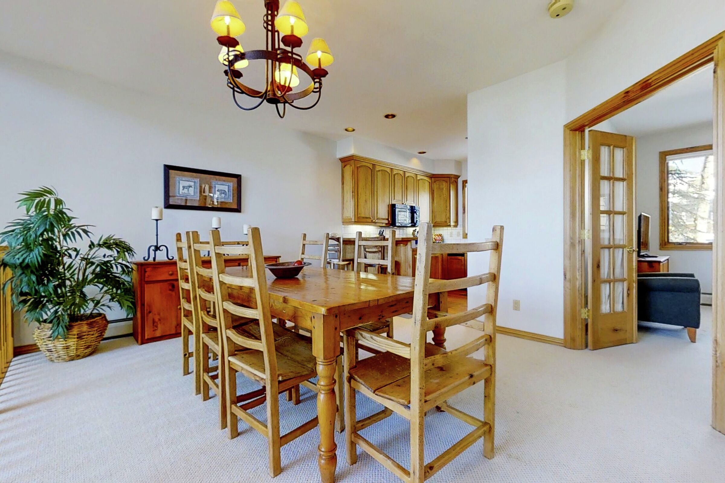 #11 - Dining Area