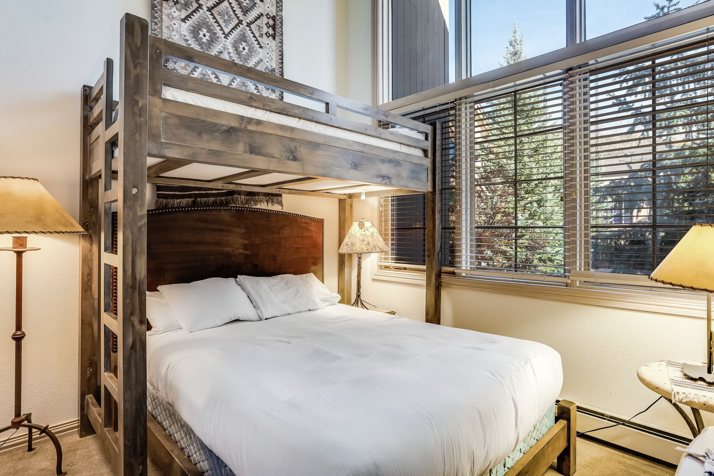 #07 - Bedroom