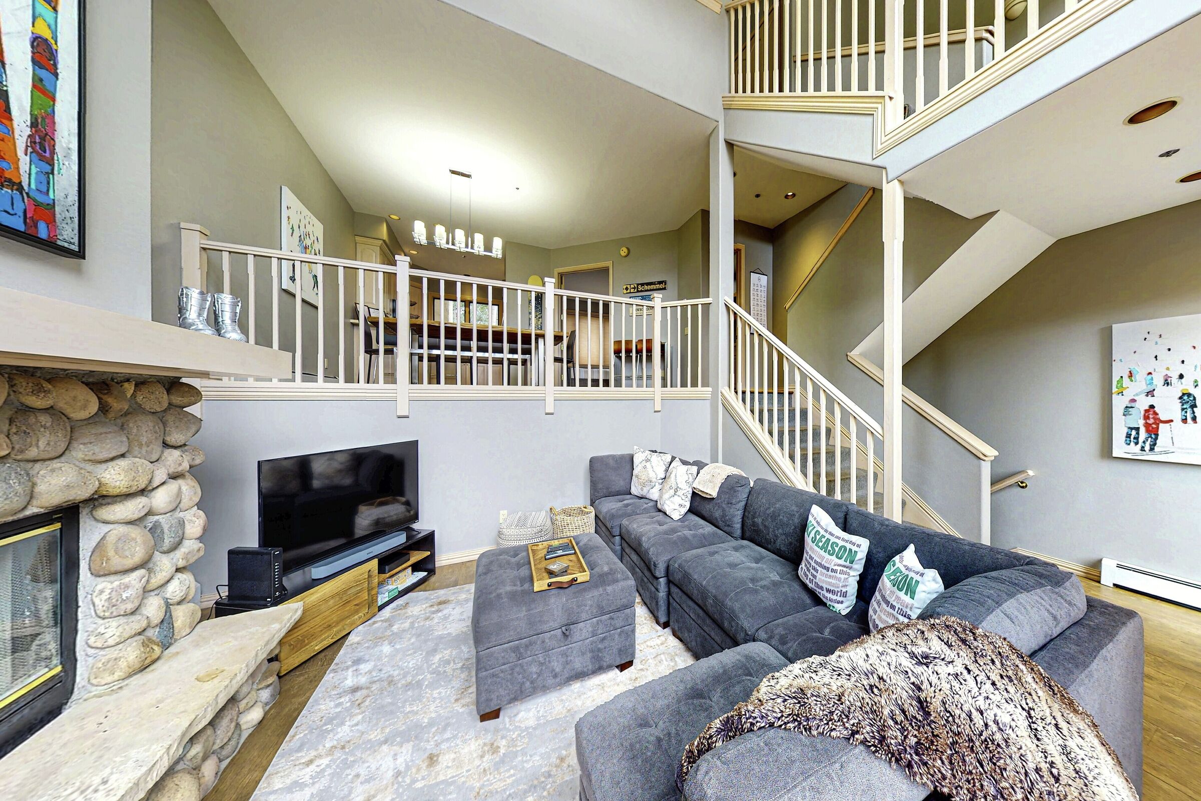 #16 - Living Area