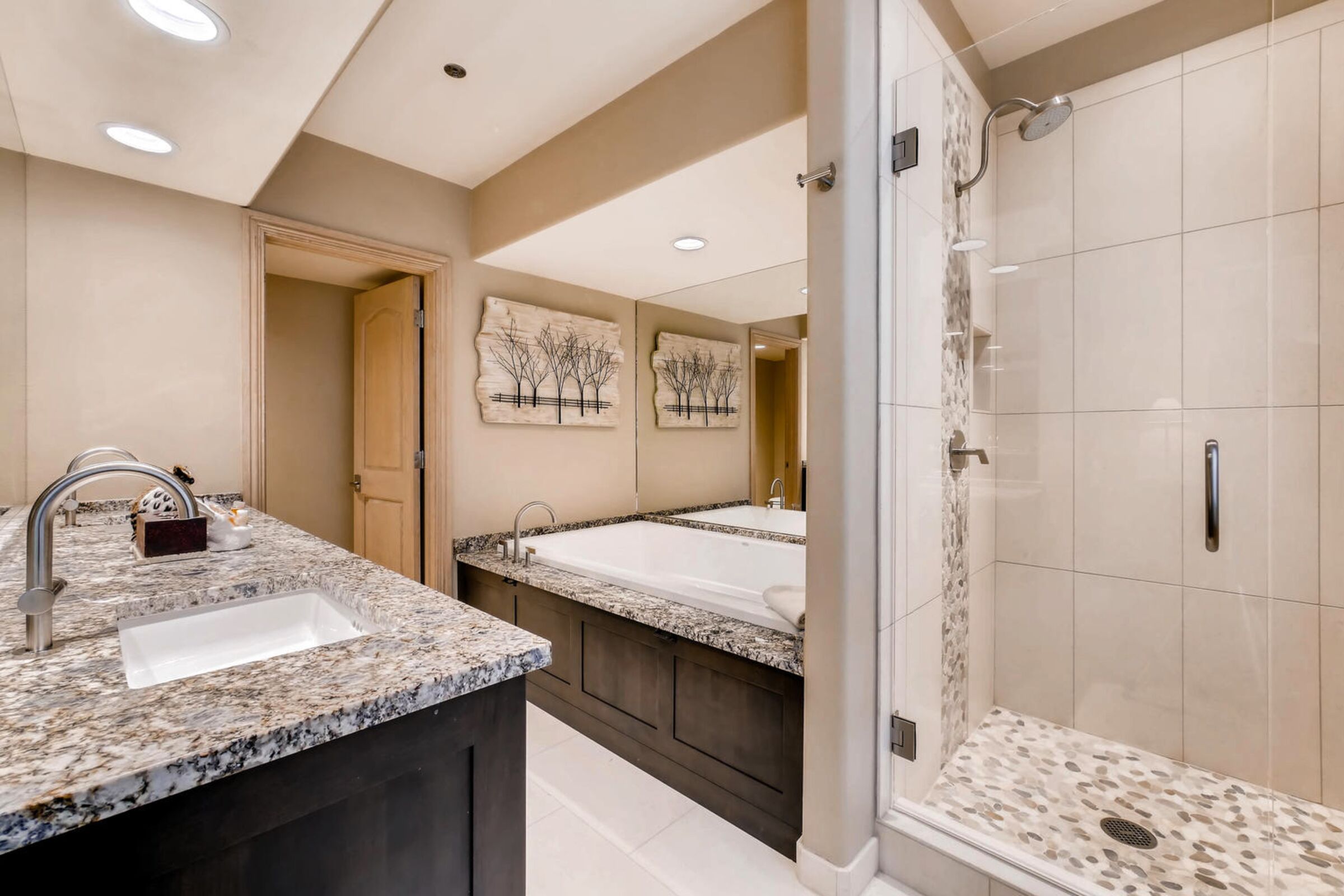 Master Ensuite Bathroom