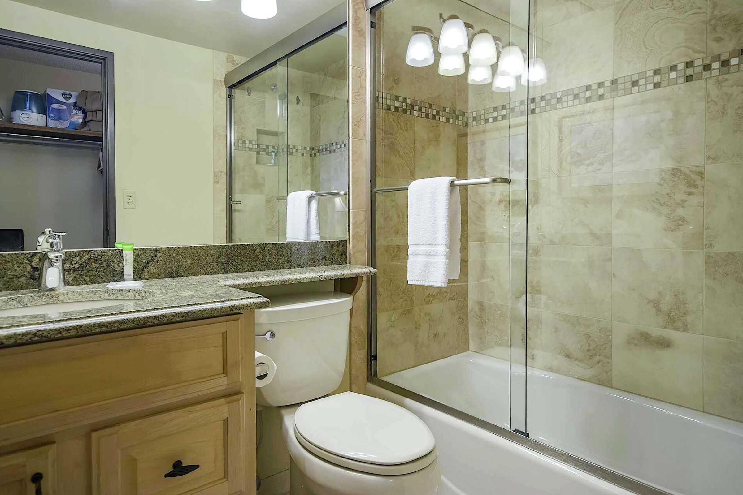 Master Ensuite Bathroom