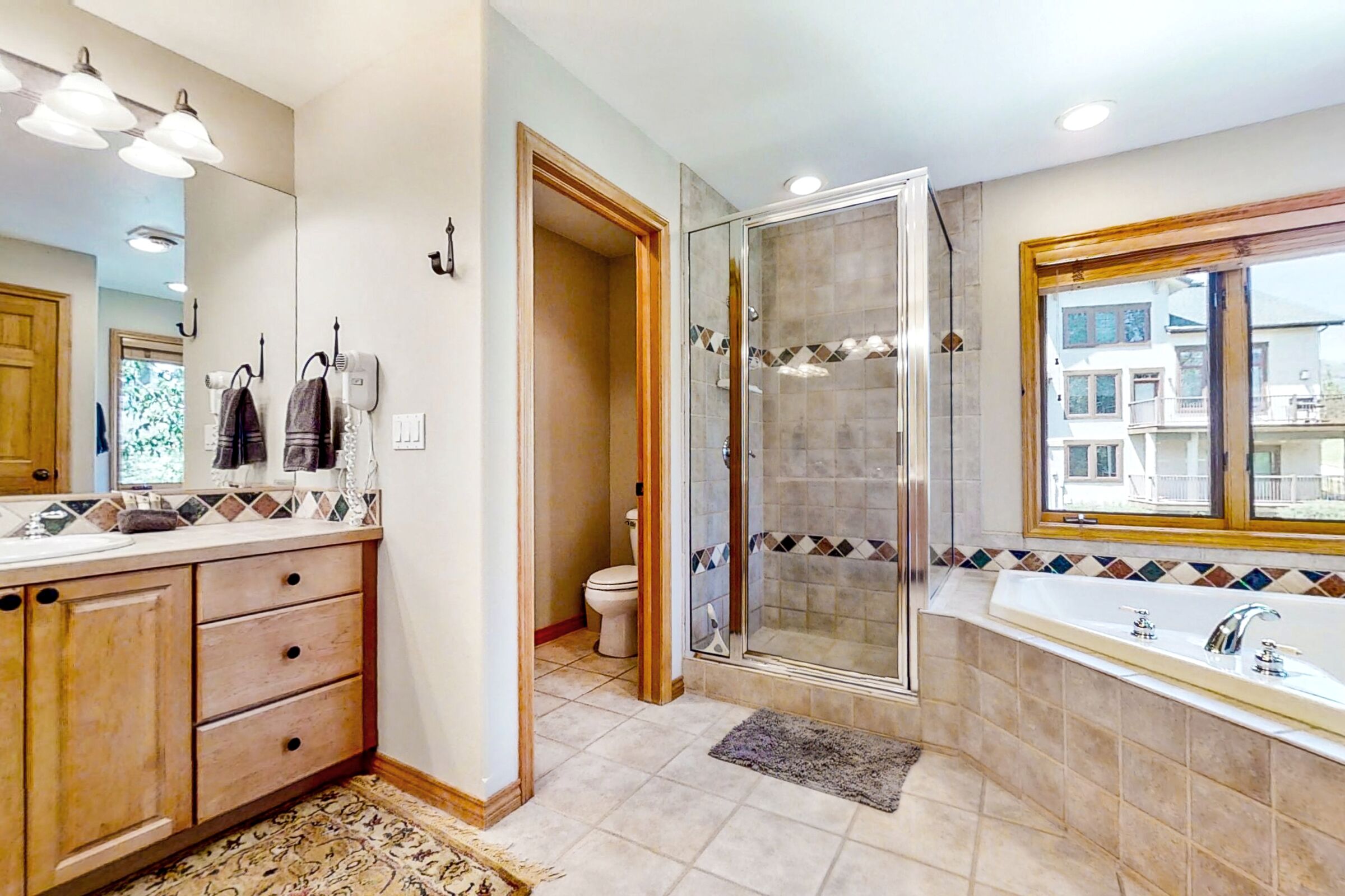 Master Ensuite Bathroom