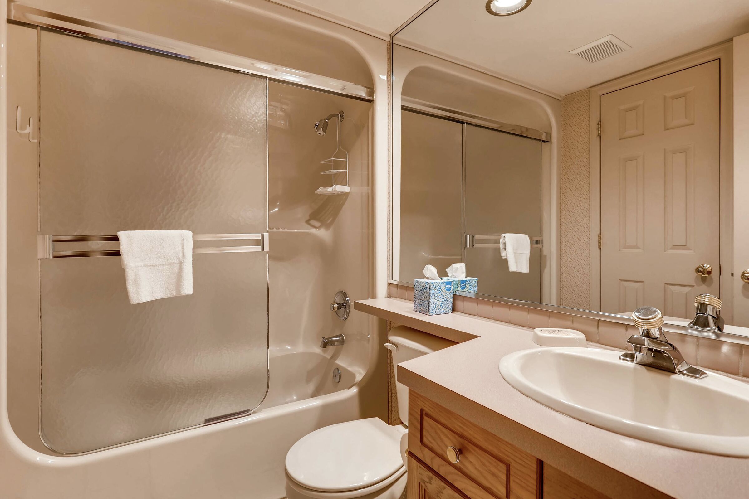 #4 - Shadows - Bathroom