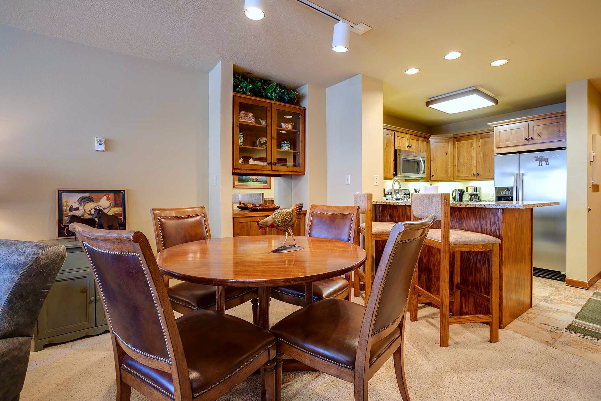 Dining Room & Kitchen