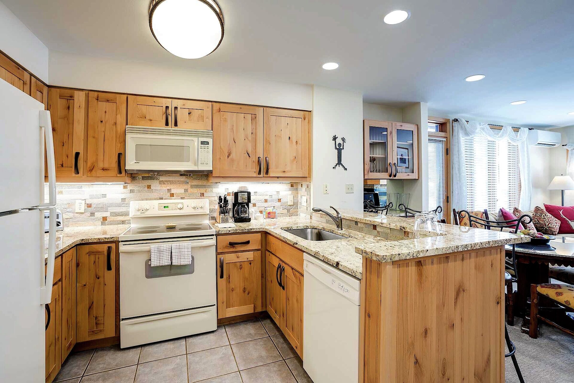 #1210 - Kitchen