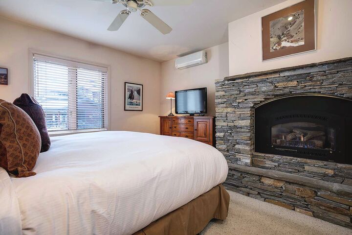 #1111 - Master Bedroom