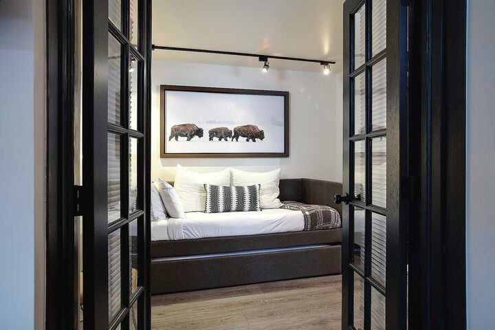 #1310 - Den with Beds